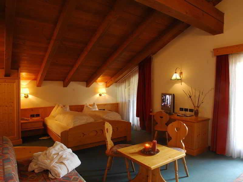 Hotel Shandranj Teser im Fleimtal Exterior foto